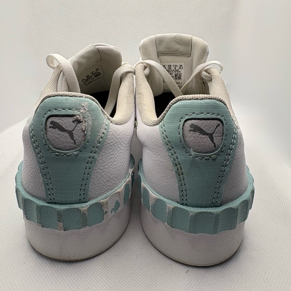 🔥 Women's Puma White and Mint Green Sneakers - Picture 5 of 11